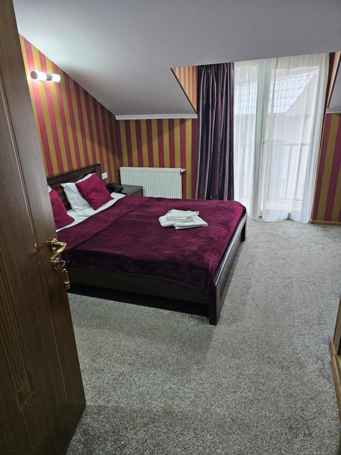 Danisimo Hotel Tbilisi Ngoại thất bức ảnh