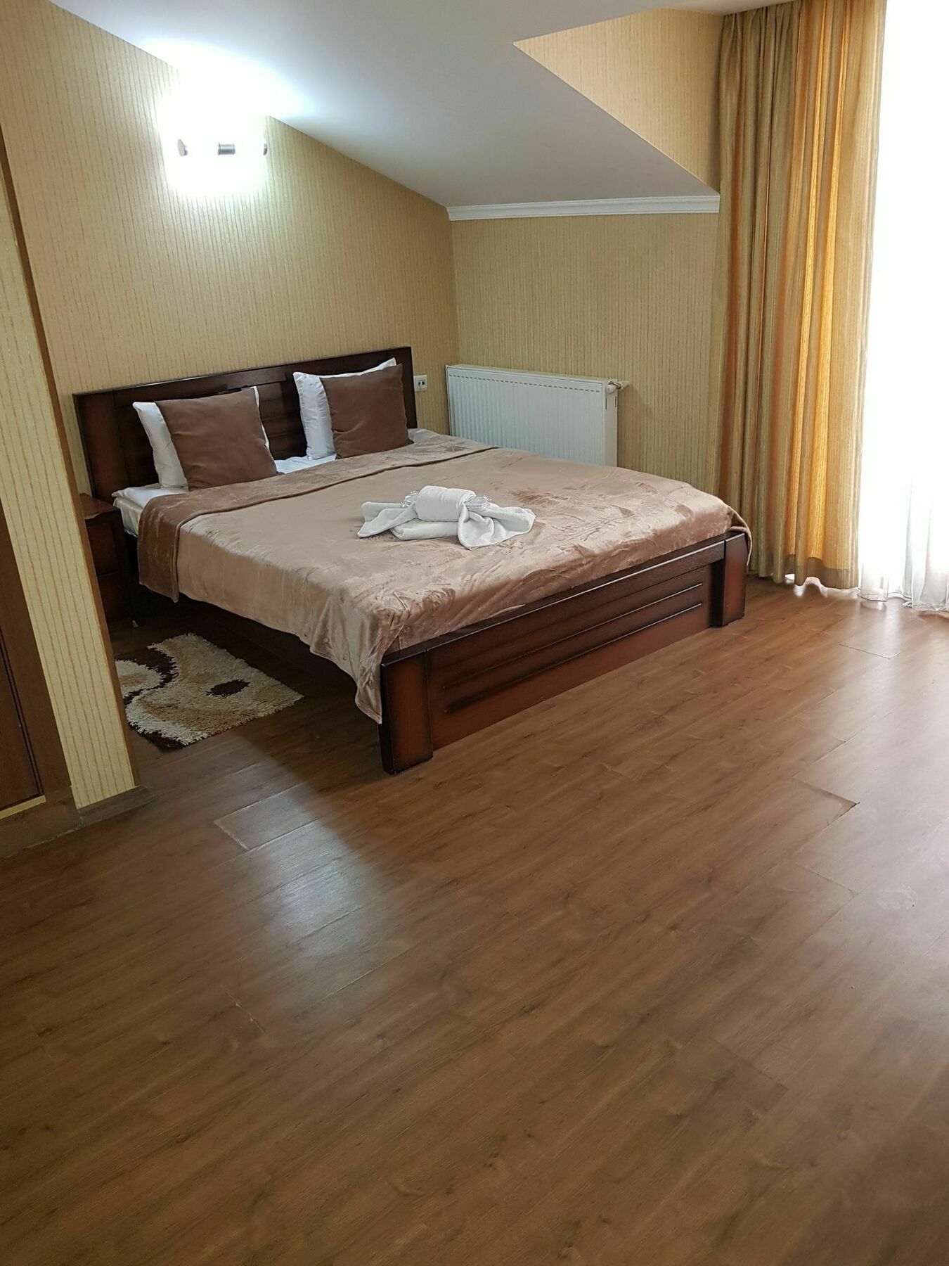 Danisimo Hotel Tbilisi Ngoại thất bức ảnh