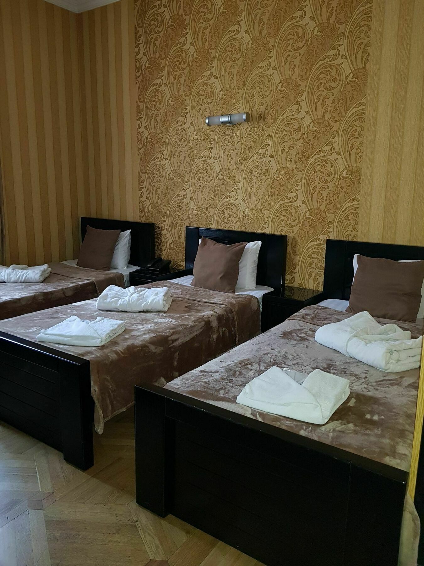 Danisimo Hotel Tbilisi Ngoại thất bức ảnh