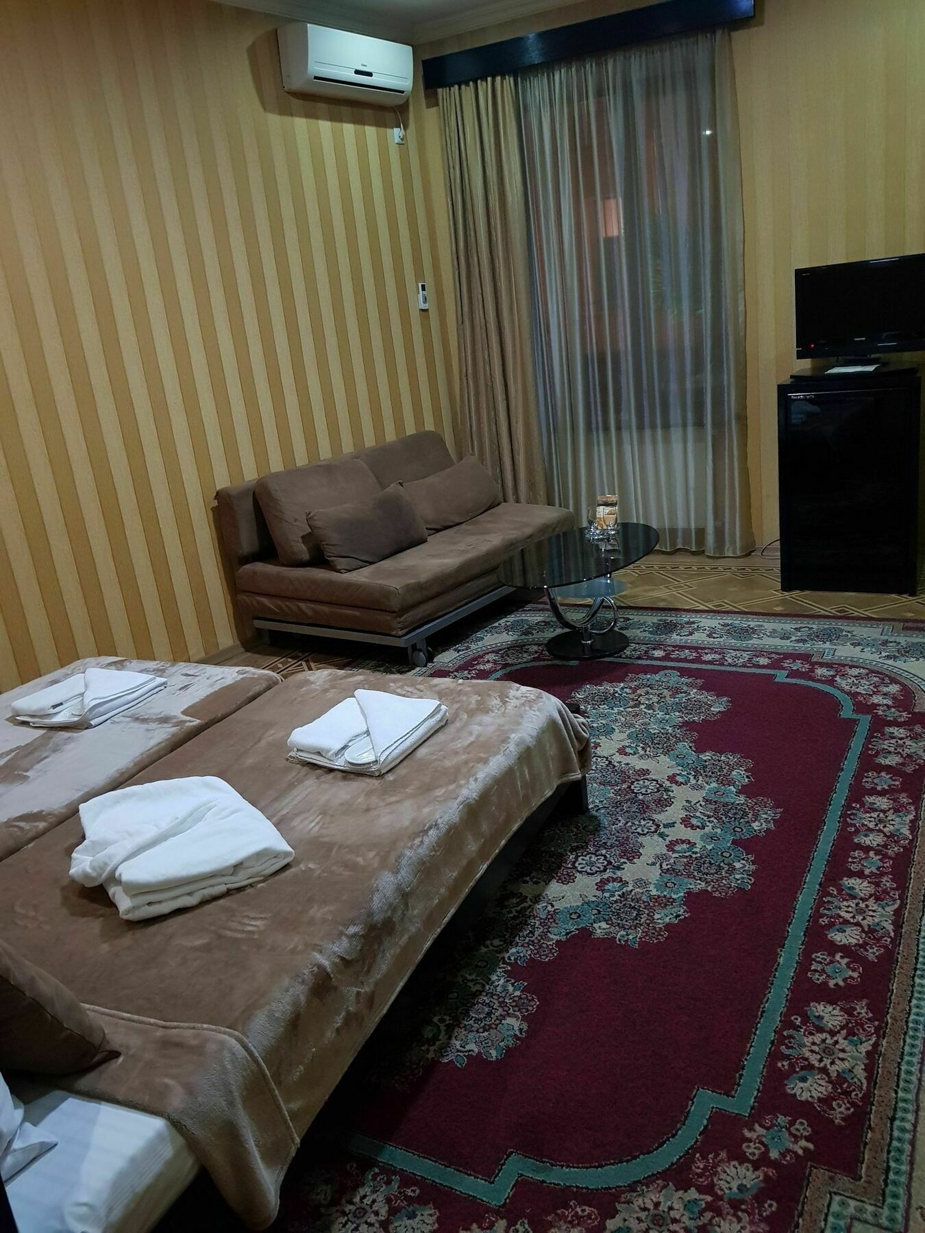 Danisimo Hotel Tbilisi Ngoại thất bức ảnh